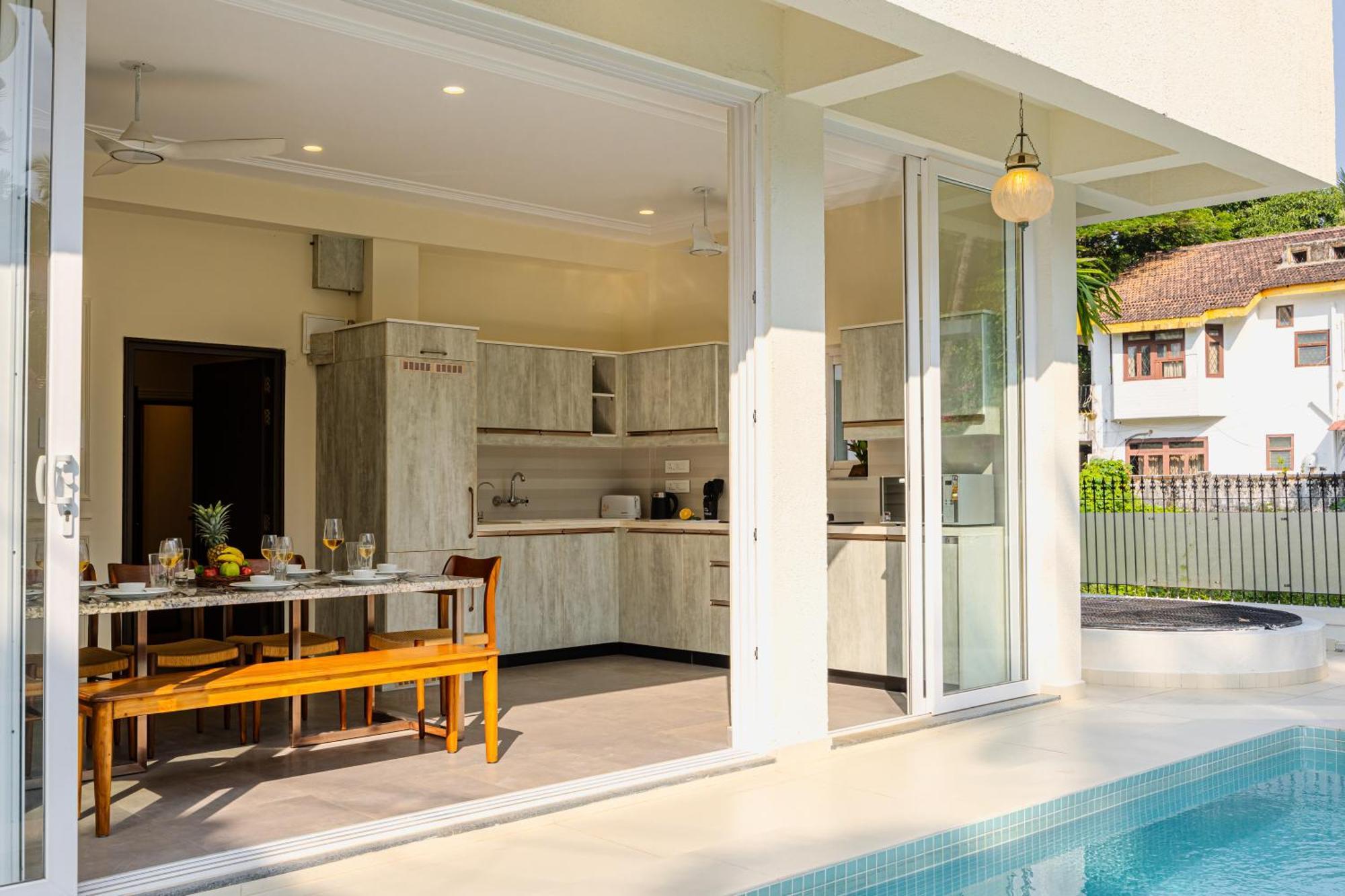 Elivaas 4 Bhk Villa Near Beach With Private Pool & Bar - Casa Boa Vida 坎多林 外观 照片