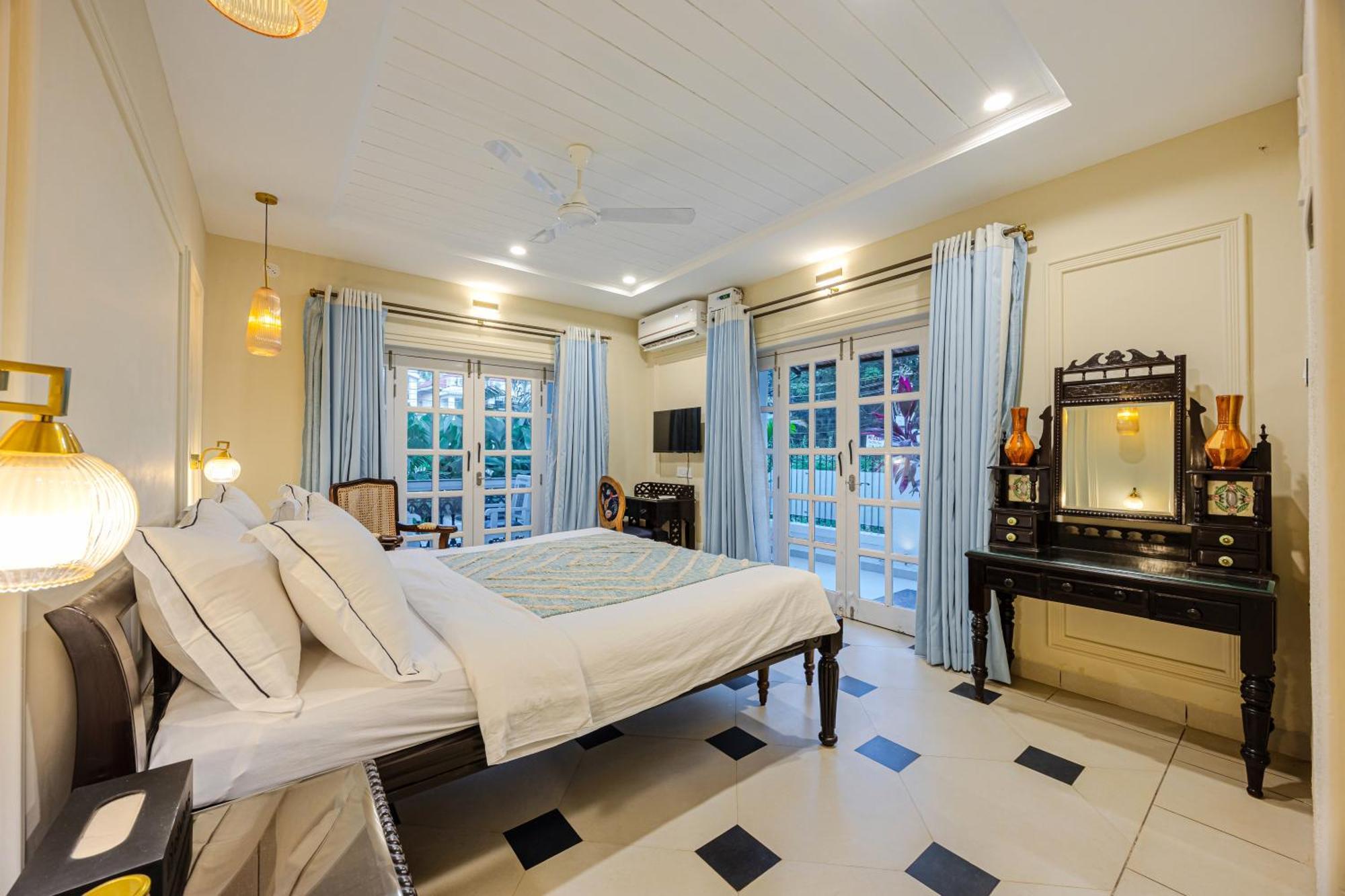 Elivaas 4 Bhk Villa Near Beach With Private Pool & Bar - Casa Boa Vida 坎多林 外观 照片