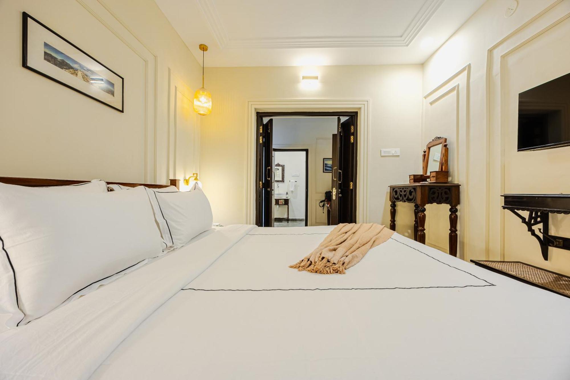 Elivaas 4 Bhk Villa Near Beach With Private Pool & Bar - Casa Boa Vida 坎多林 外观 照片