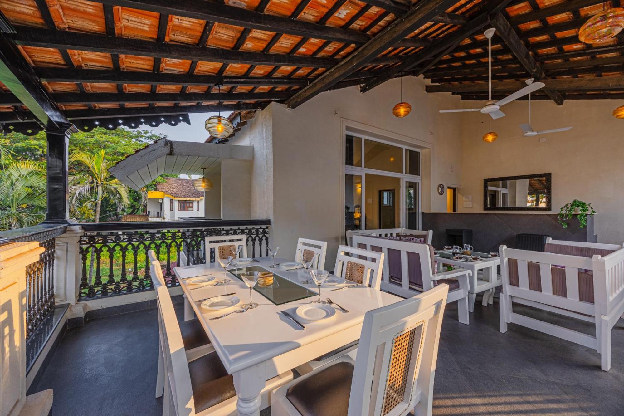 Elivaas 4 Bhk Villa Near Beach With Private Pool & Bar - Casa Boa Vida 坎多林 外观 照片