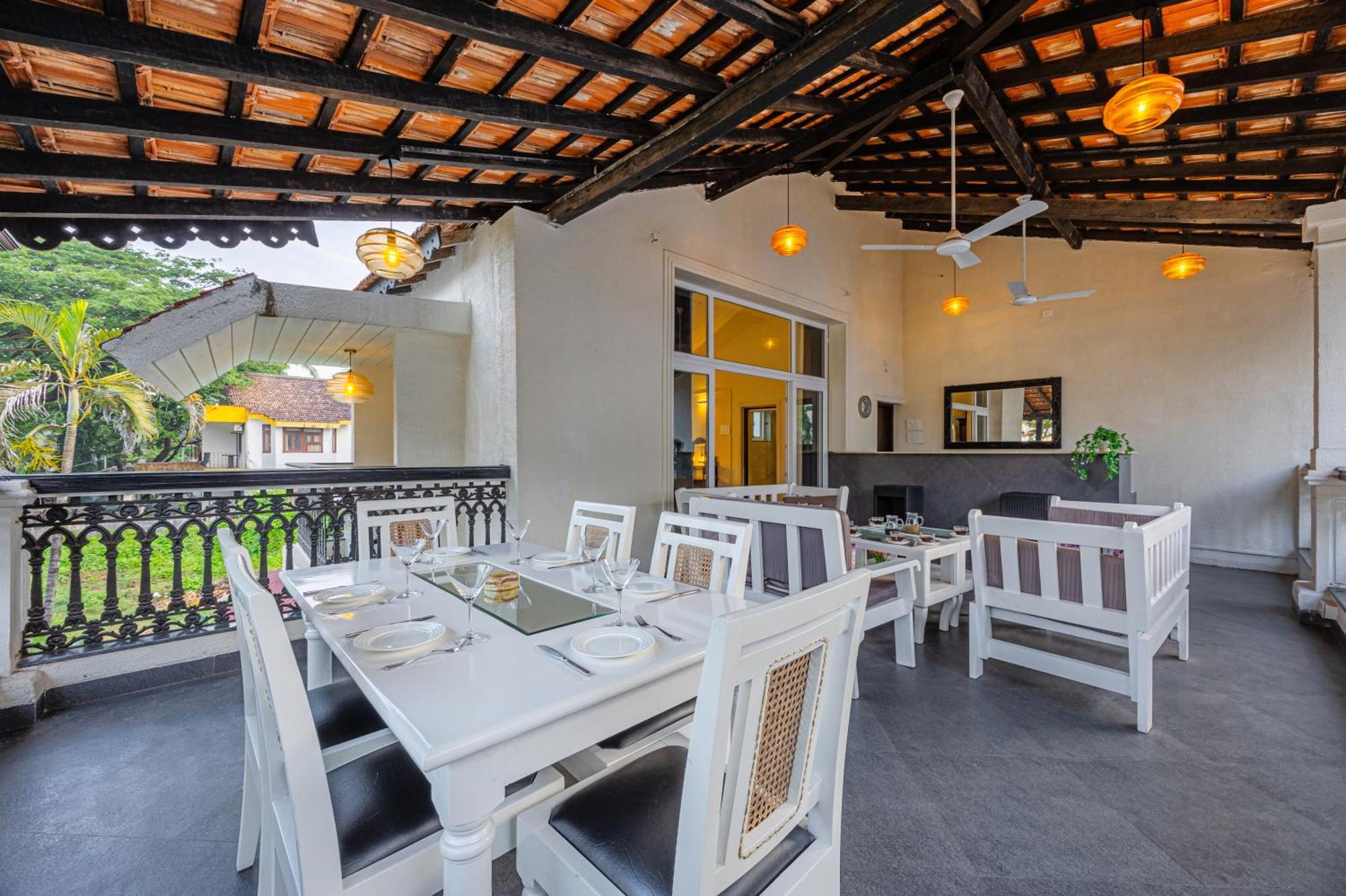 Elivaas 4 Bhk Villa Near Beach With Private Pool & Bar - Casa Boa Vida 坎多林 外观 照片