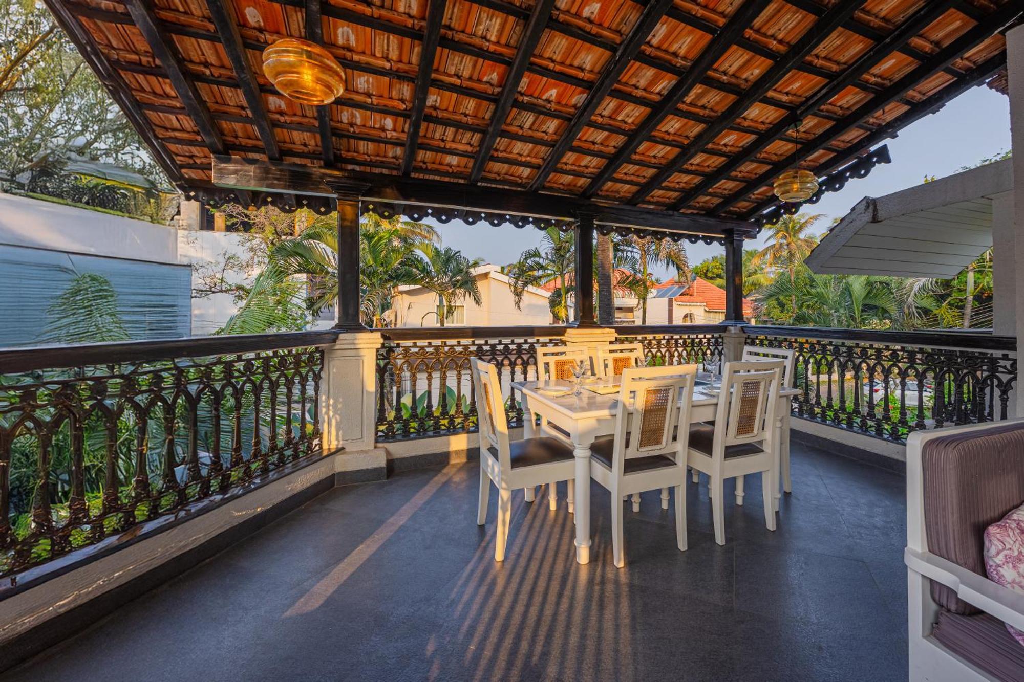 Elivaas 4 Bhk Villa Near Beach With Private Pool & Bar - Casa Boa Vida 坎多林 外观 照片